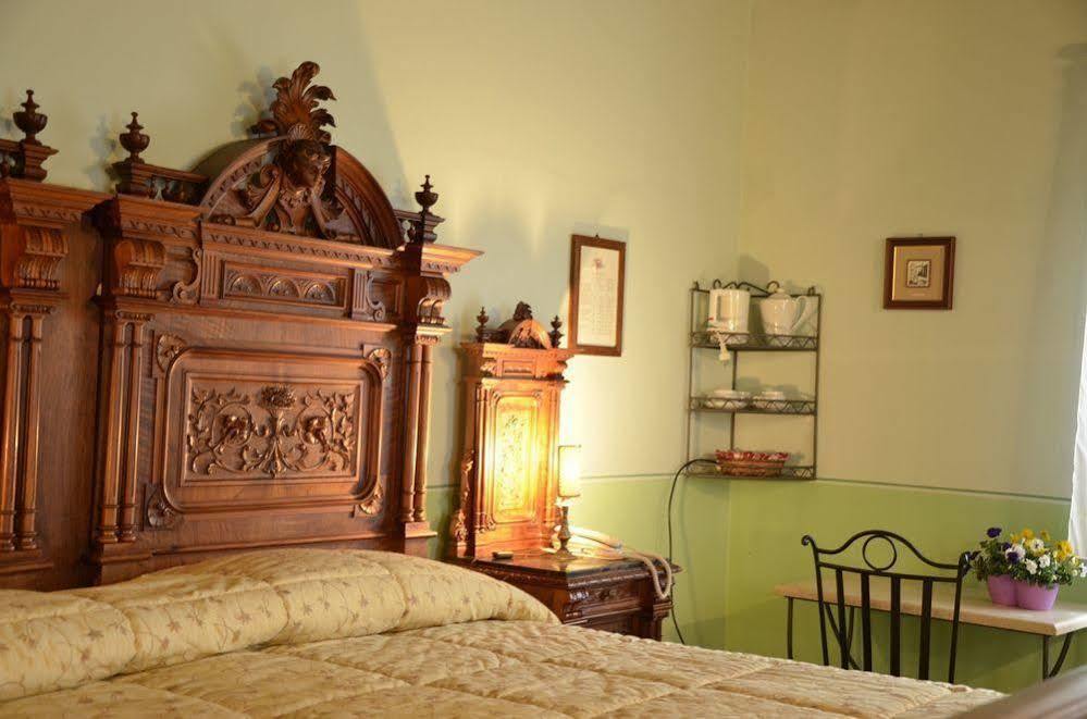 Agriturismo Le Due Torri Torre Quadrano Spello Εξωτερικό φωτογραφία